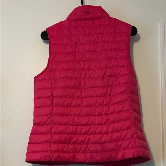 Vineyard Vines- Hot Pink Women's Fitted Quilted Vest with Logo, Size Medium - Picture 6 of 11